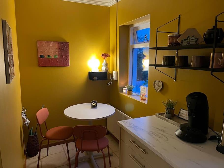 Charming 3 Bedroom Apartment Akureyri Exterior foto